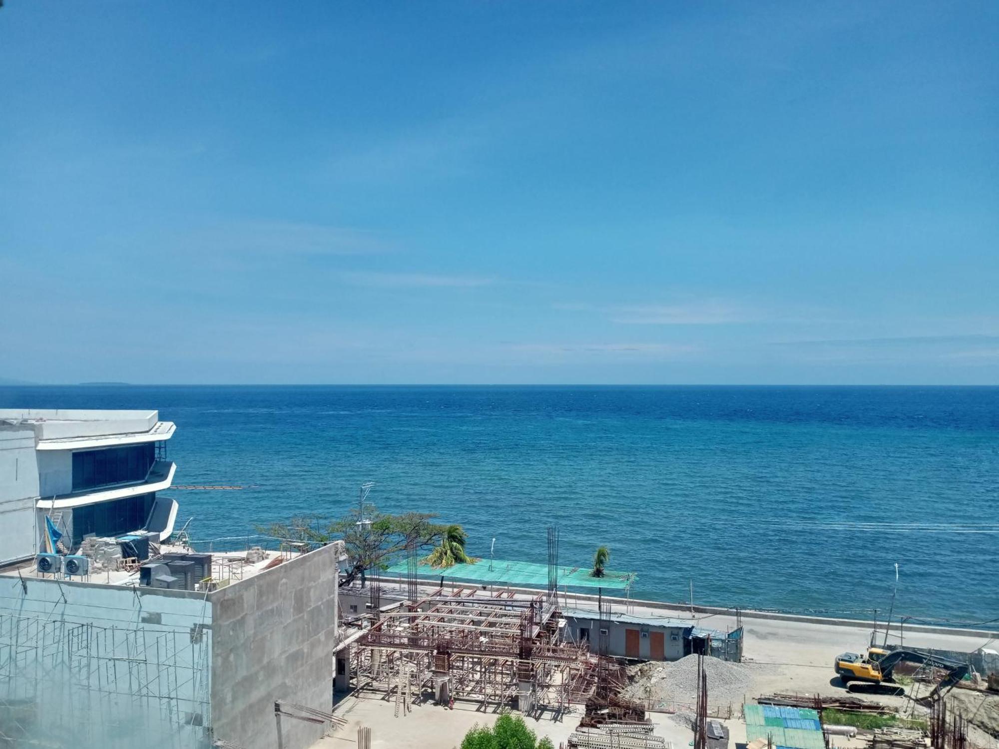 Condotel Dc Marina Spatial Felinvest Dumaguete City Экстерьер фото